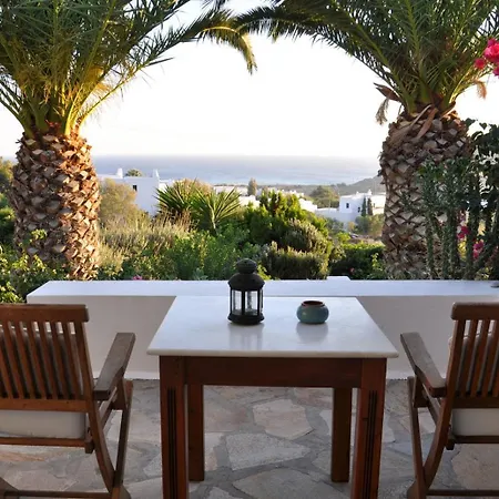 شقة فندقية Kavos Naxos 4*