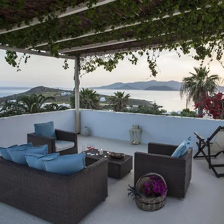 شقة فندقية Kavos Naxos 4*