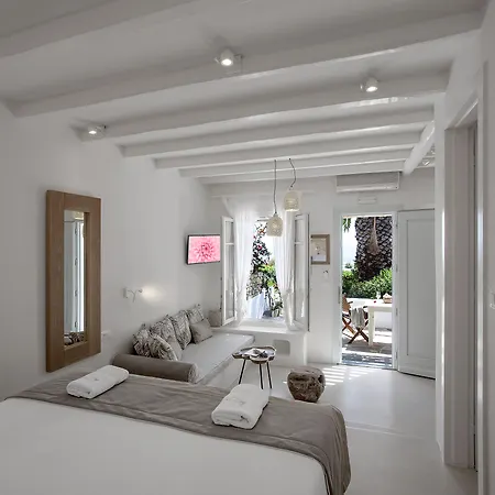 شقة فندقية Kavos Naxos 4*