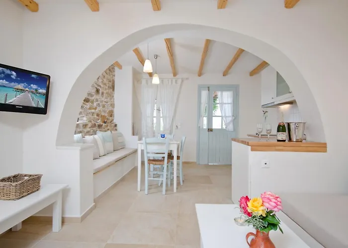 Kavos Naxos מלון דירות סטלידה