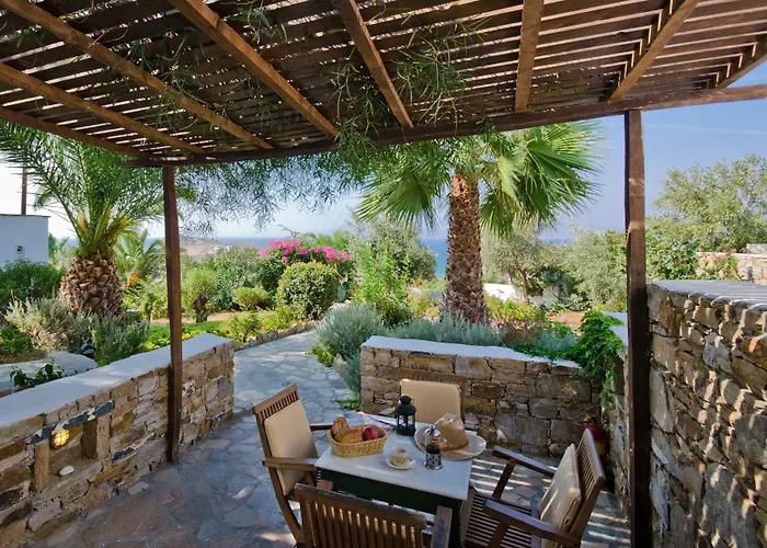 מלון דירות Kavos Naxos