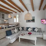 Kavos Naxos Lägenhetshotell 4*