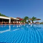 Kavos Naxos 4*