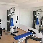 Kavos Naxos Ξενοδοχείο με διαμερίσματα 4*