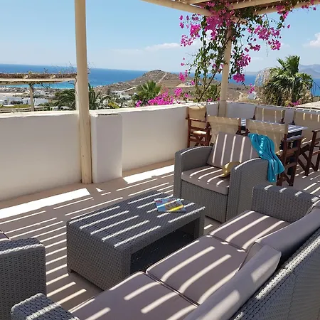 Kavos Naxos מלון דירות 3*